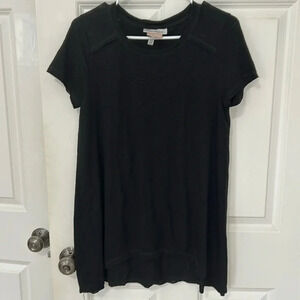 Jessica Simpson nursing short sleeve T-shirt, size small black
